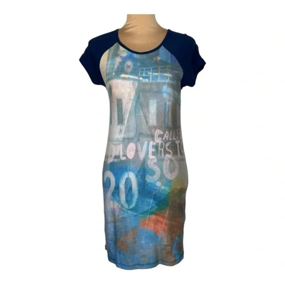 URBAN OUTFITTERS Short Sleeve Photo Print Raglan Mini Dress Medium - Picture 3 of 9